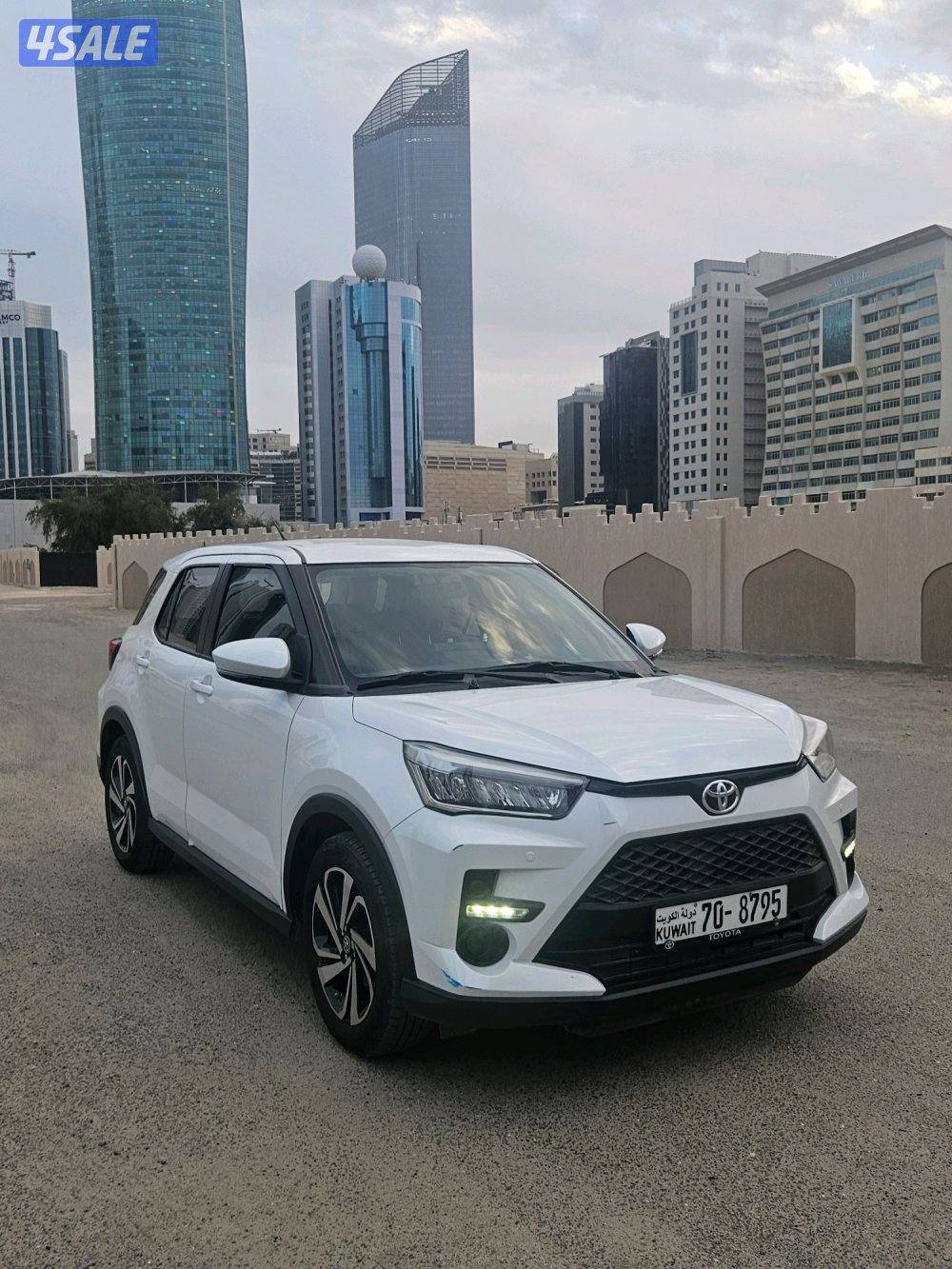 جیب تویوتا بسعر ممتاز4