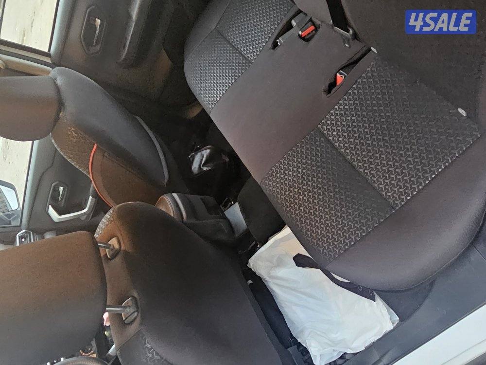 جیب تویوتا بسعر ممتاز12