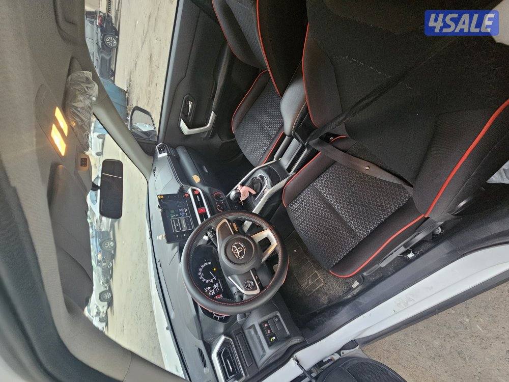 جیب تویوتا بسعر ممتاز14