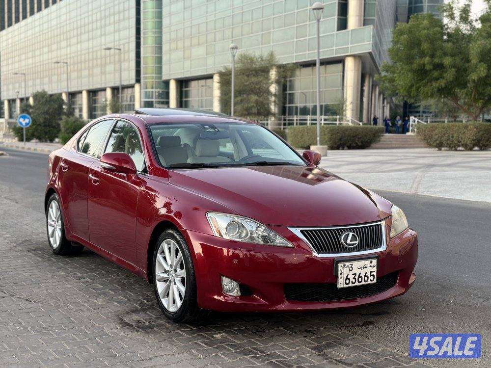 لكزس IS 300 موديل 2009 بحاله ممتازه جدا1
