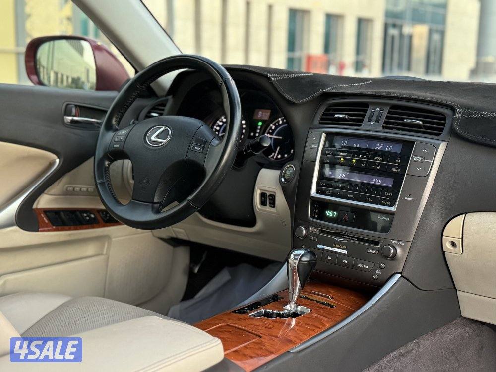 لكزس IS 300 موديل 2009 بحاله ممتازه جدا12