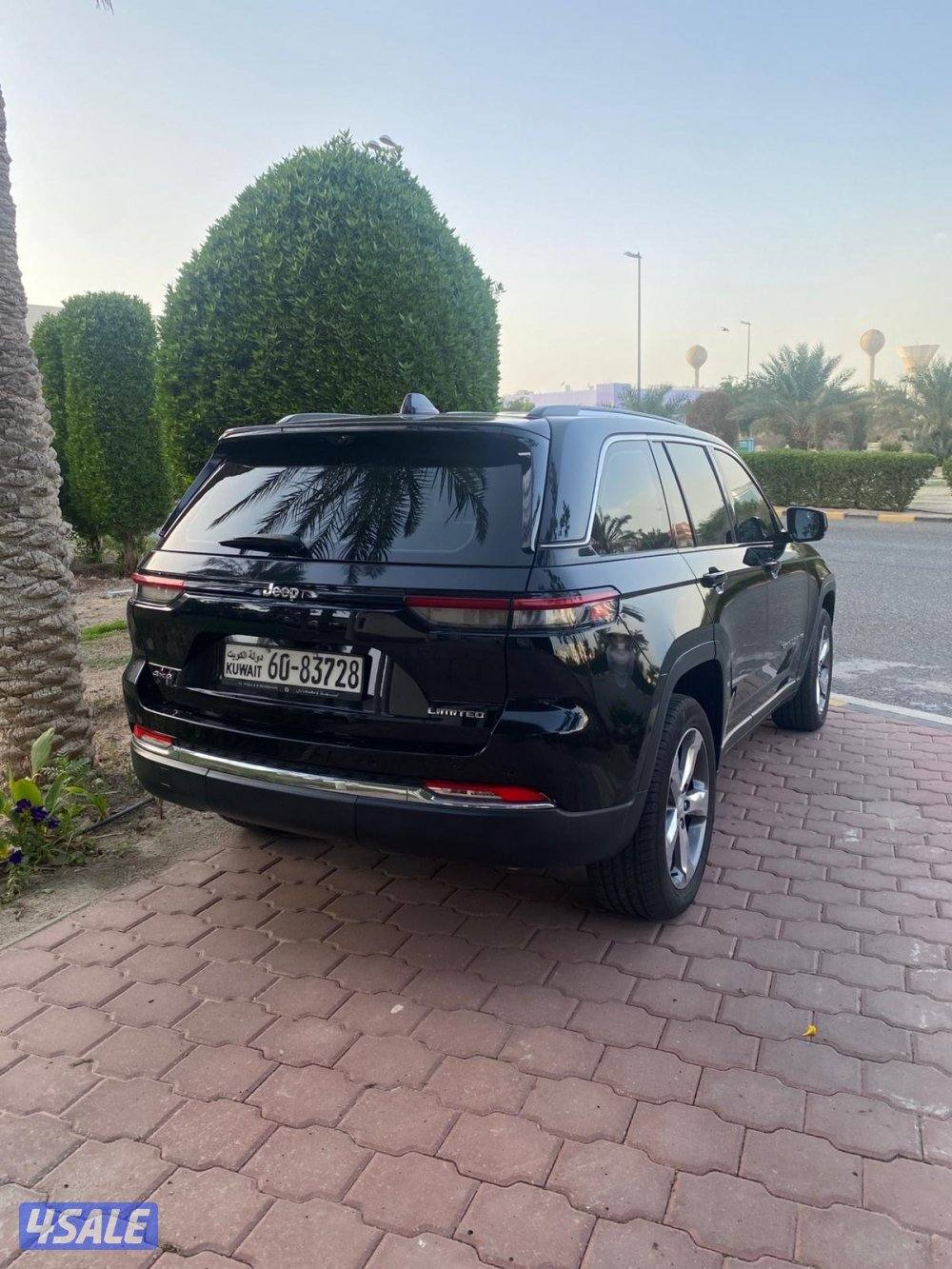 للبيع قراند شيروكي5