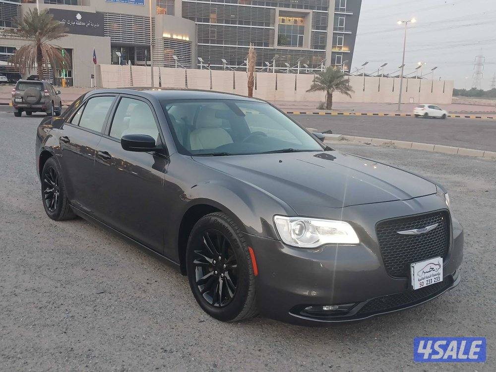 كرايزلر C300 موديل 20191