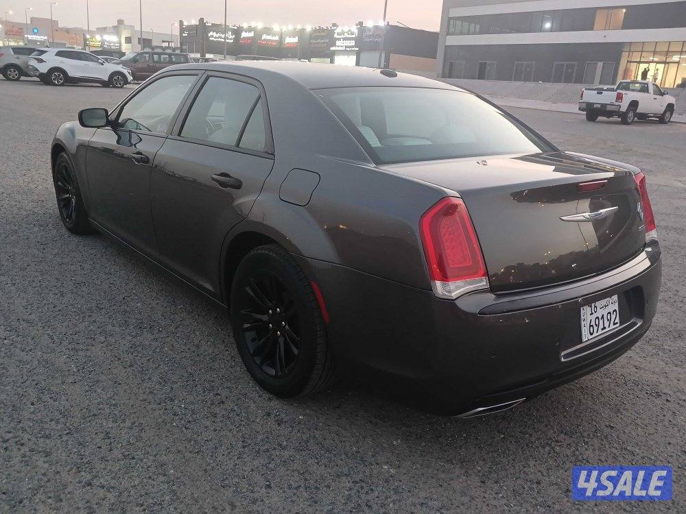 كرايزلر C300 موديل 20196