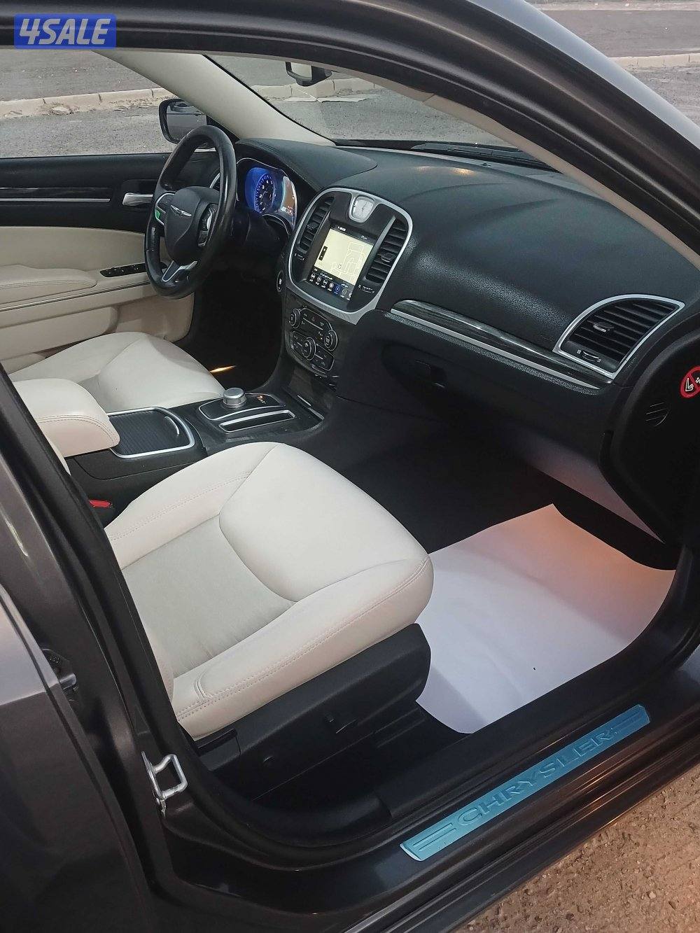 كرايزلر C300 موديل 20199