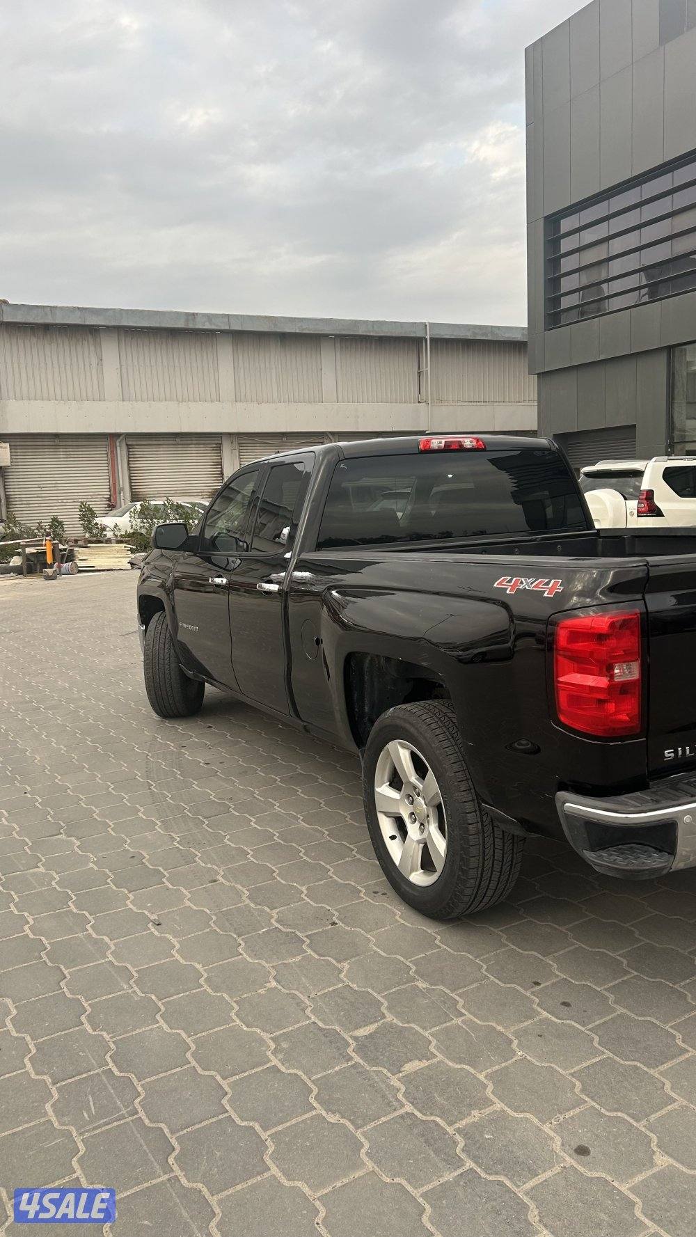 سلفرادو 2015  دبل ارضي4