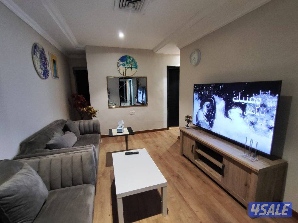 شقق خلو بسيط نفس الصور الكويتين غرفه صاله حمام مطبخ ويوجد فاضي نفس الص0