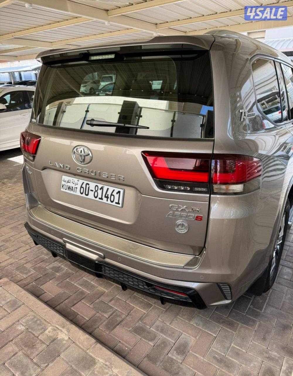 LAND CRUISER 2022 AERO S TWIN TURBO2