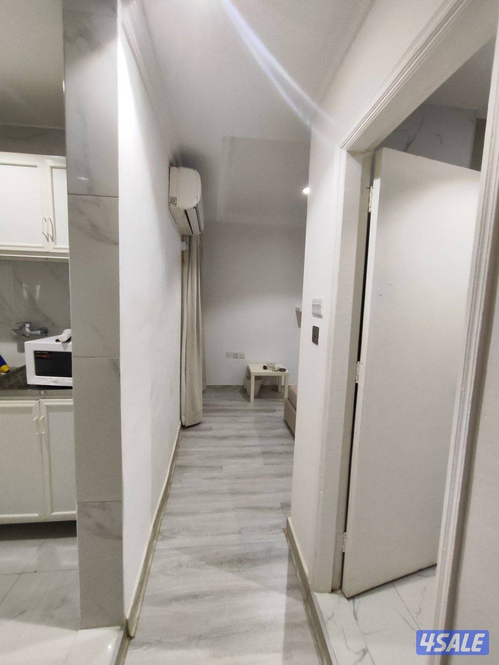 شقق لايجار حولي خلو وفاضي مساحه كبيره غرفة صاله حمام مطبخ باركن سيارات4