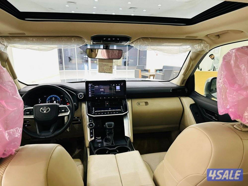 للبيع تويوتا لاندكروس K 4 GXR بدون تيربو موديل 20256