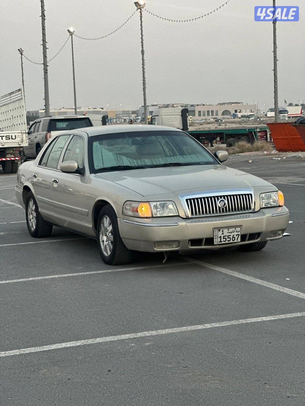 للبيع فورد جراند ماركيز 2008 نظيفه جدا1