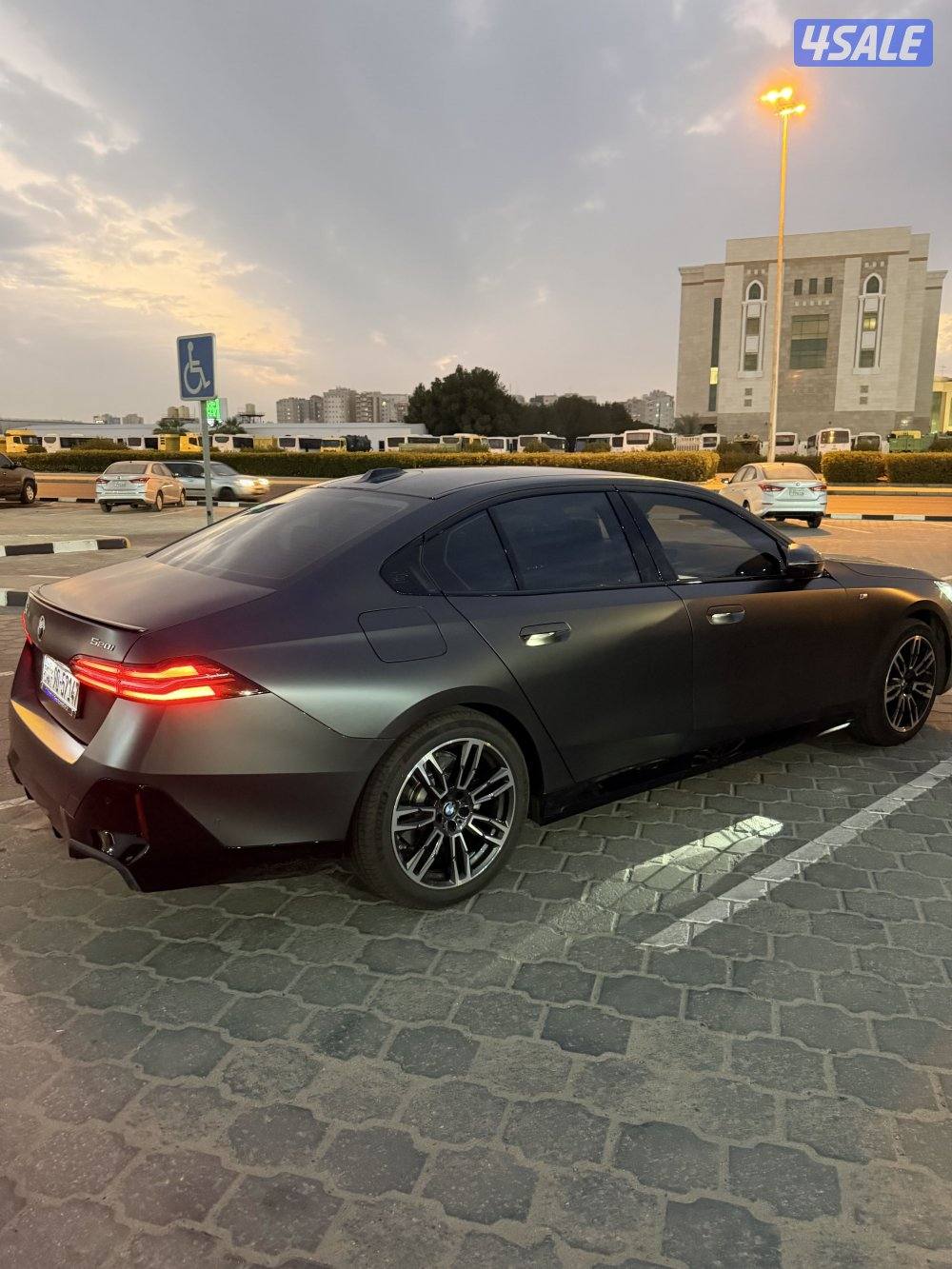 BMW 520i M Kit 2026 شبه اصفار بحالة الوكالة8