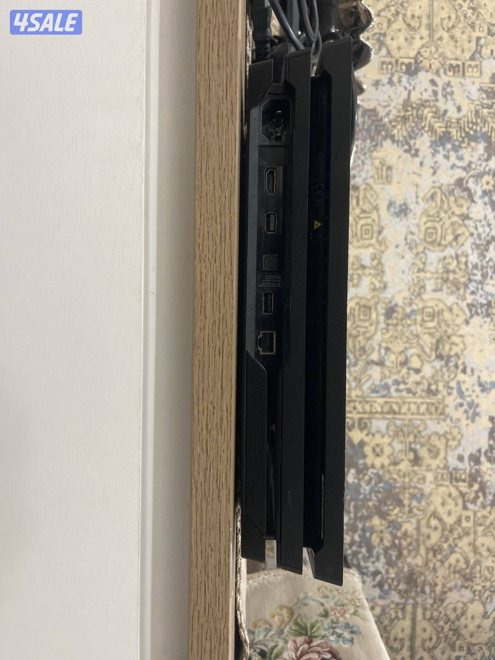 PlayStation 4 مستعمل للبيع2