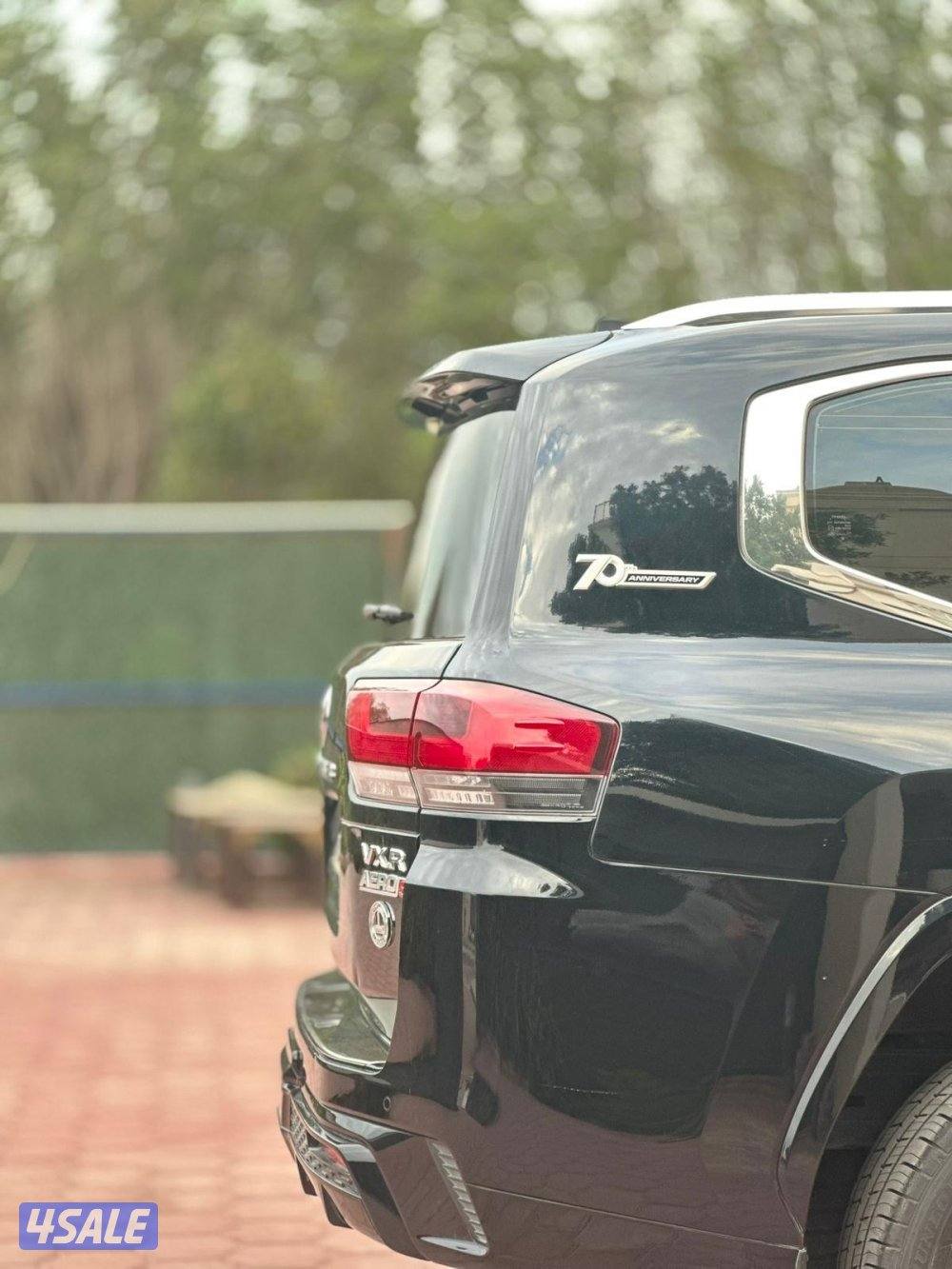 للبيع لاندكروزر VXR اعلى درجة شرط الفحص الساير ماشي0