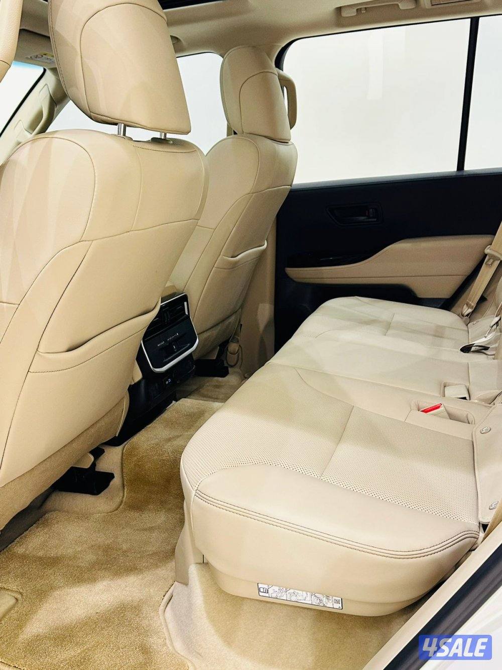 للبيع تويوتا لاندكروس K 4 GXR  بدون تيربو موديل 20255