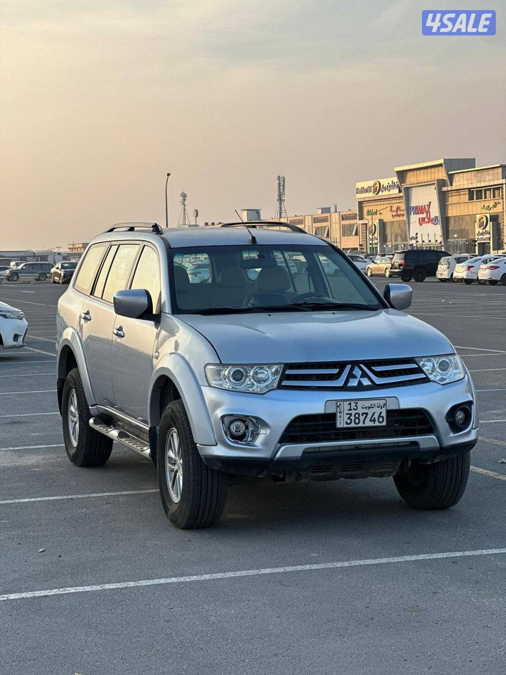 للبيع ميتسوبيشي باجيرو🔥 سبورت 2015 نظيف جدا0