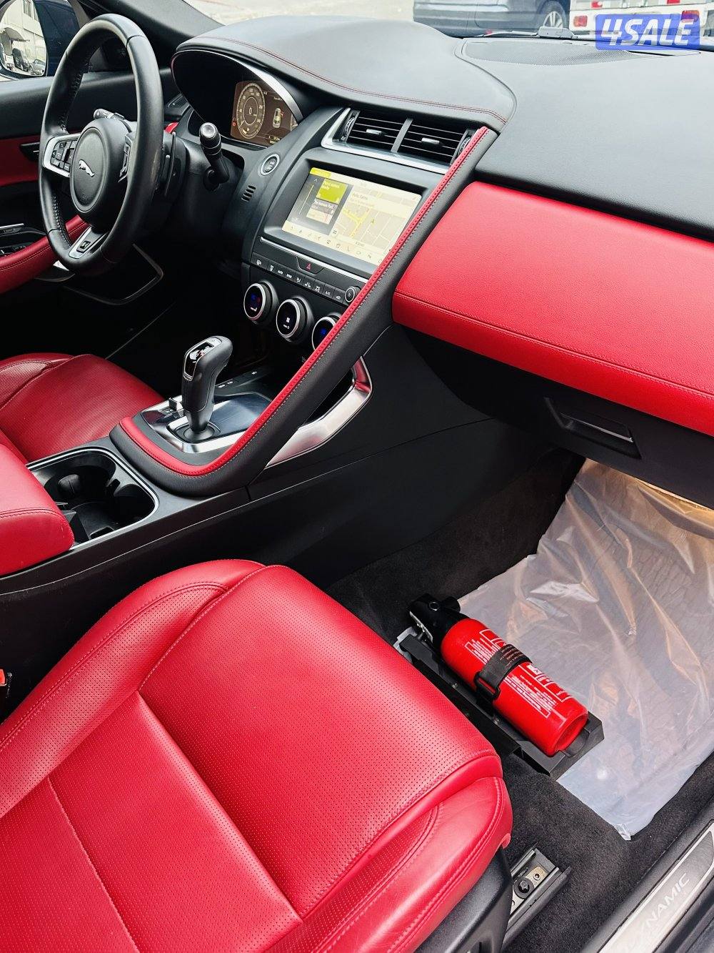 للبيع جيب جاكوار E-PACE بحاله كالجديد3