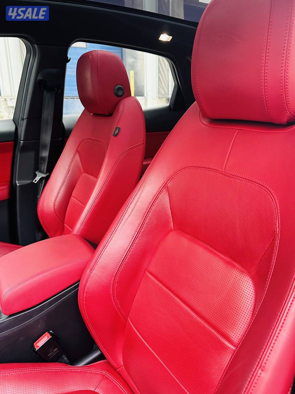 للبيع جيب جاكوار E-PACE بحاله كالجديد4