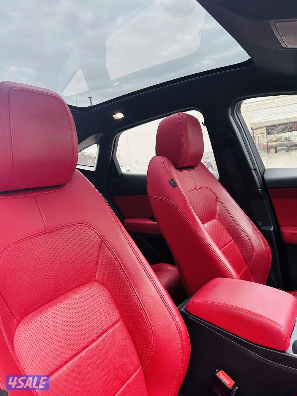 للبيع جيب جاكوار E-PACE بحاله كالجديد5