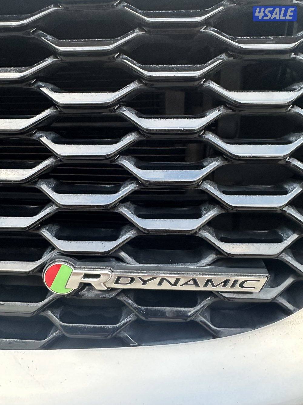 للبيع جيب جاكوار E-PACE بحاله كالجديد6