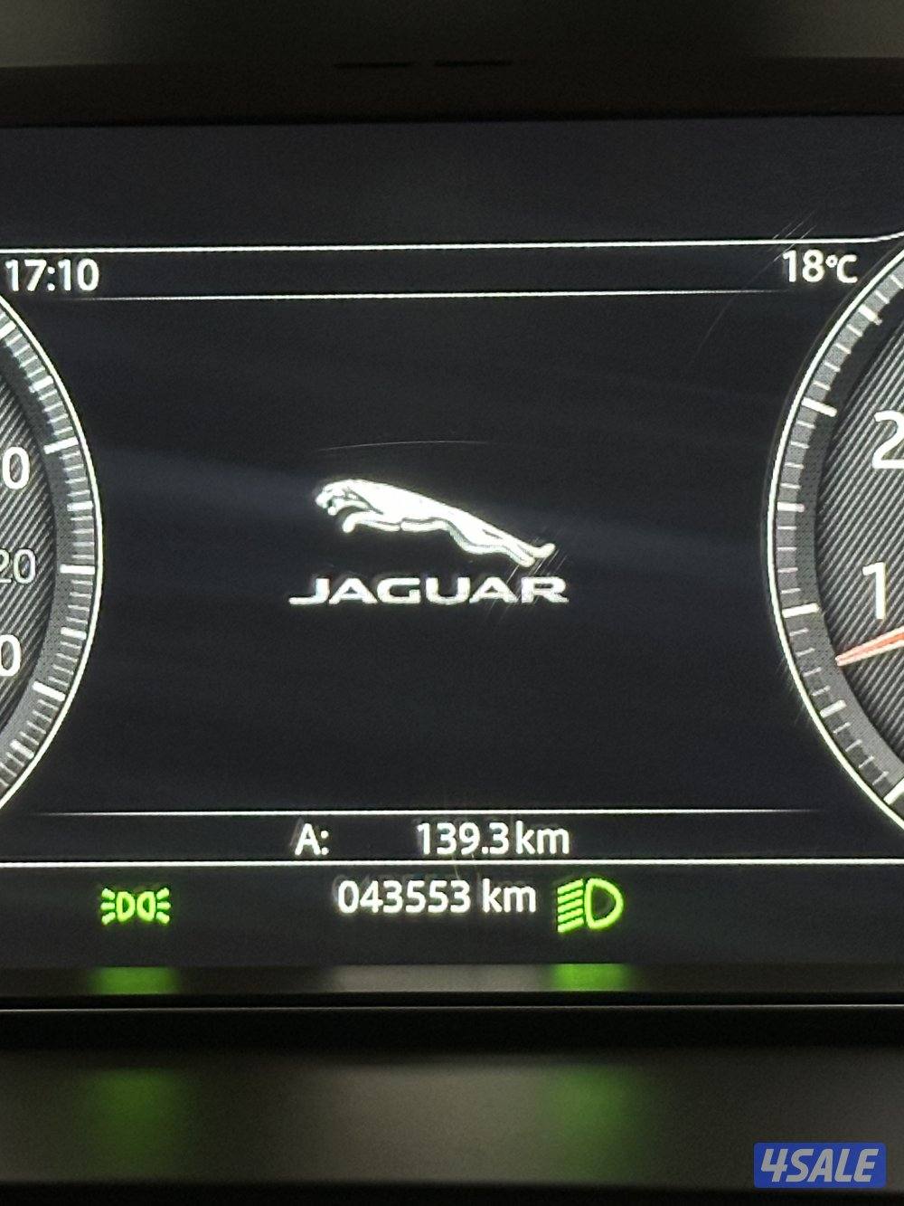 للبيع جيب جاكوار E-PACE بحاله كالجديد8