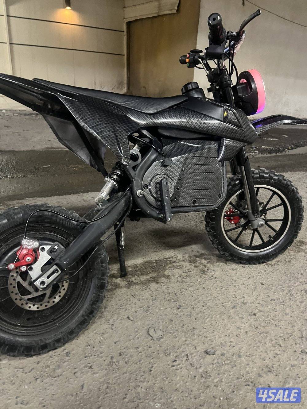 سيكل ناري شحن يمشي ٣٠ سريع جدا مميز0