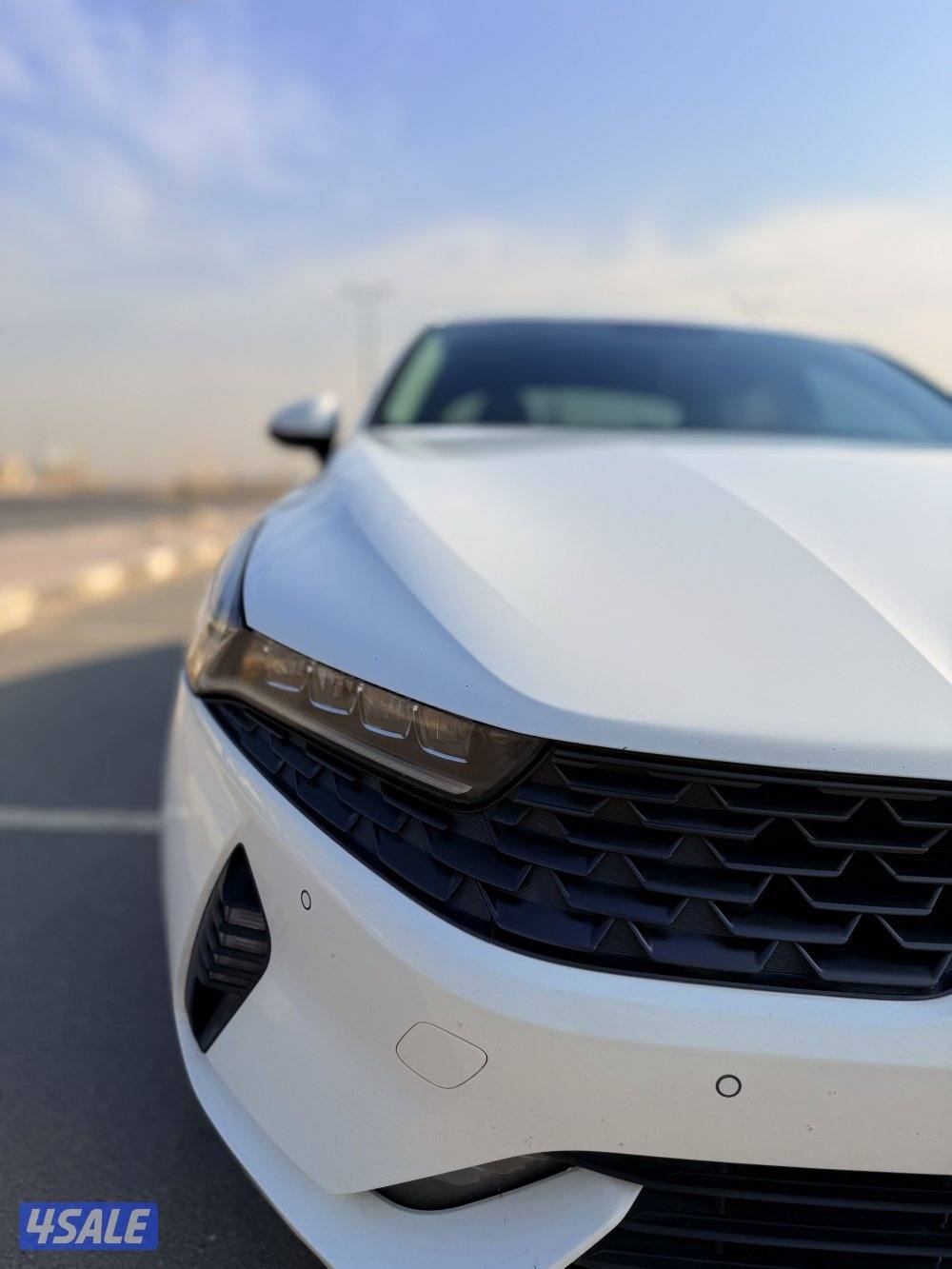 كيا k5 ابيض 202111