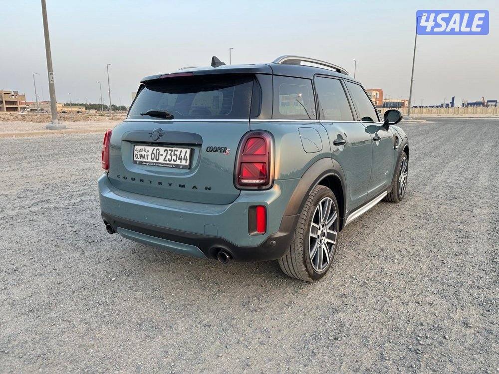 ميني موبر كانتري مان S موديل ٢٠٢٢ ماشي 28 الف8