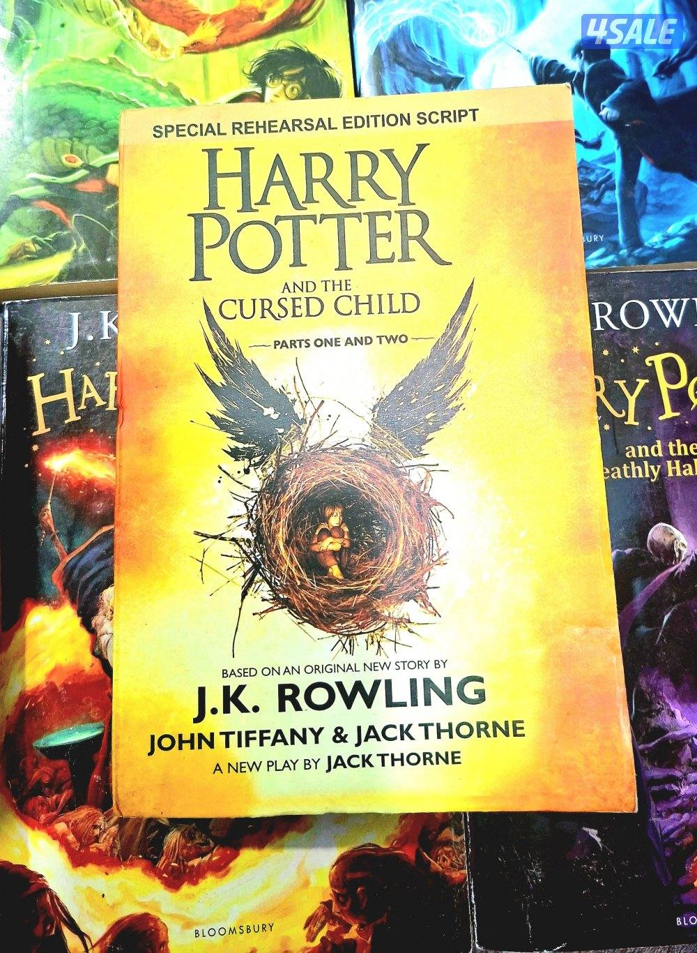 Harry potter full set + 2 free books8