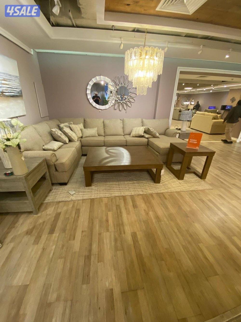 للبيع طقم جلوس شبه جديد1