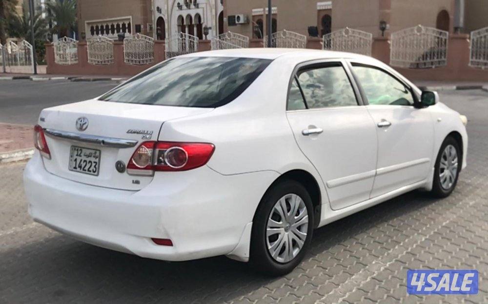 للبيع طقم جلوس شبه جديد4