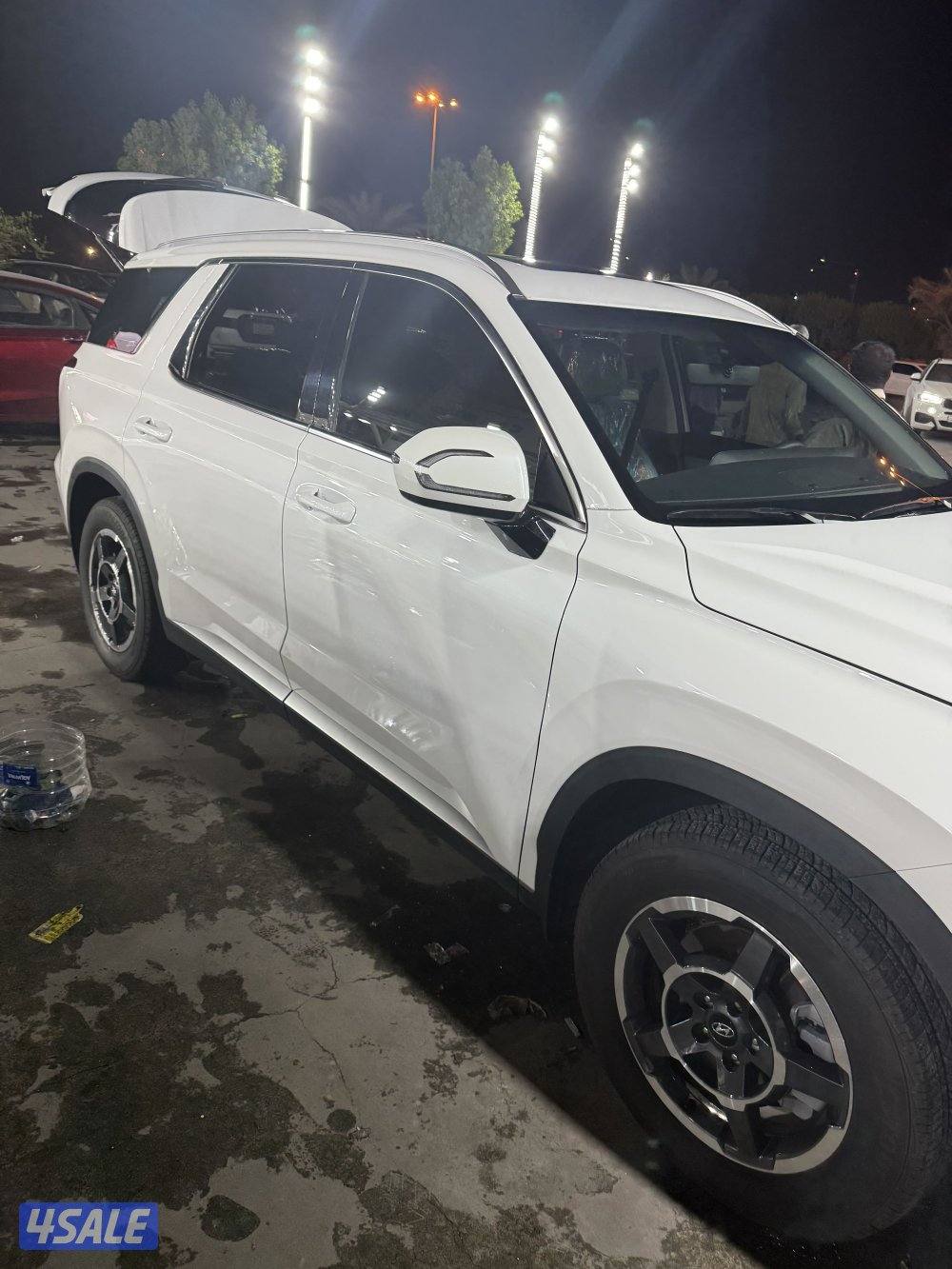 هونداي باليسايد ٢٠٢٥ ماشي١٣الف سيرفس وكاله حمايه فل بدي ٦ سلندر 3,80