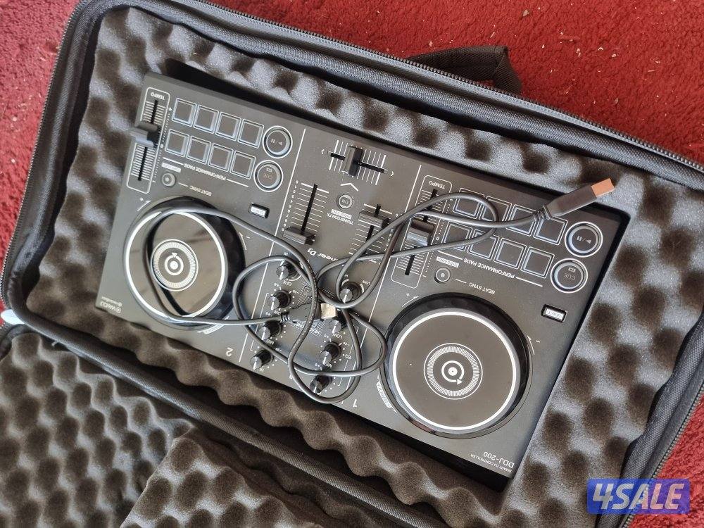 للبيع مكسر سماعه ميك مع 2دي جي الحاله ممتازه2