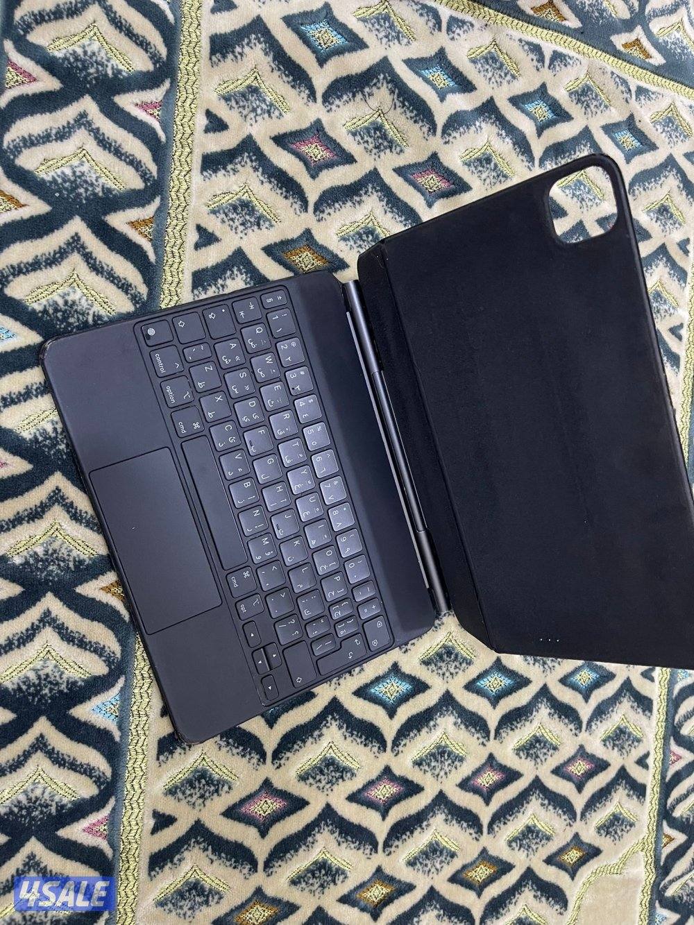 كيبورد ابل ماجيك الاصلي مستعمل 11 انش شغال تمام عربي انجليزي0