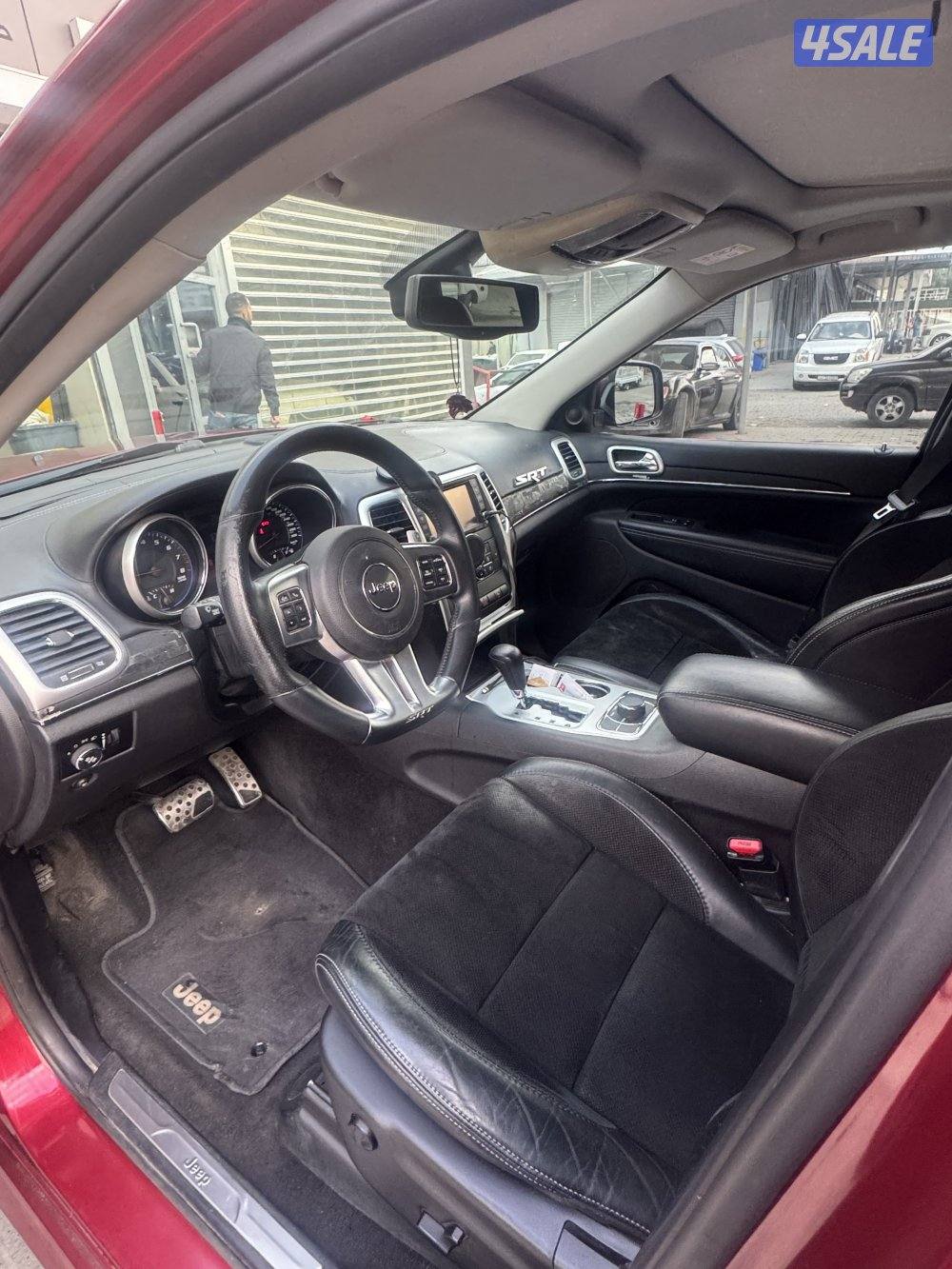 للبيع جراند شيروكي SRT84