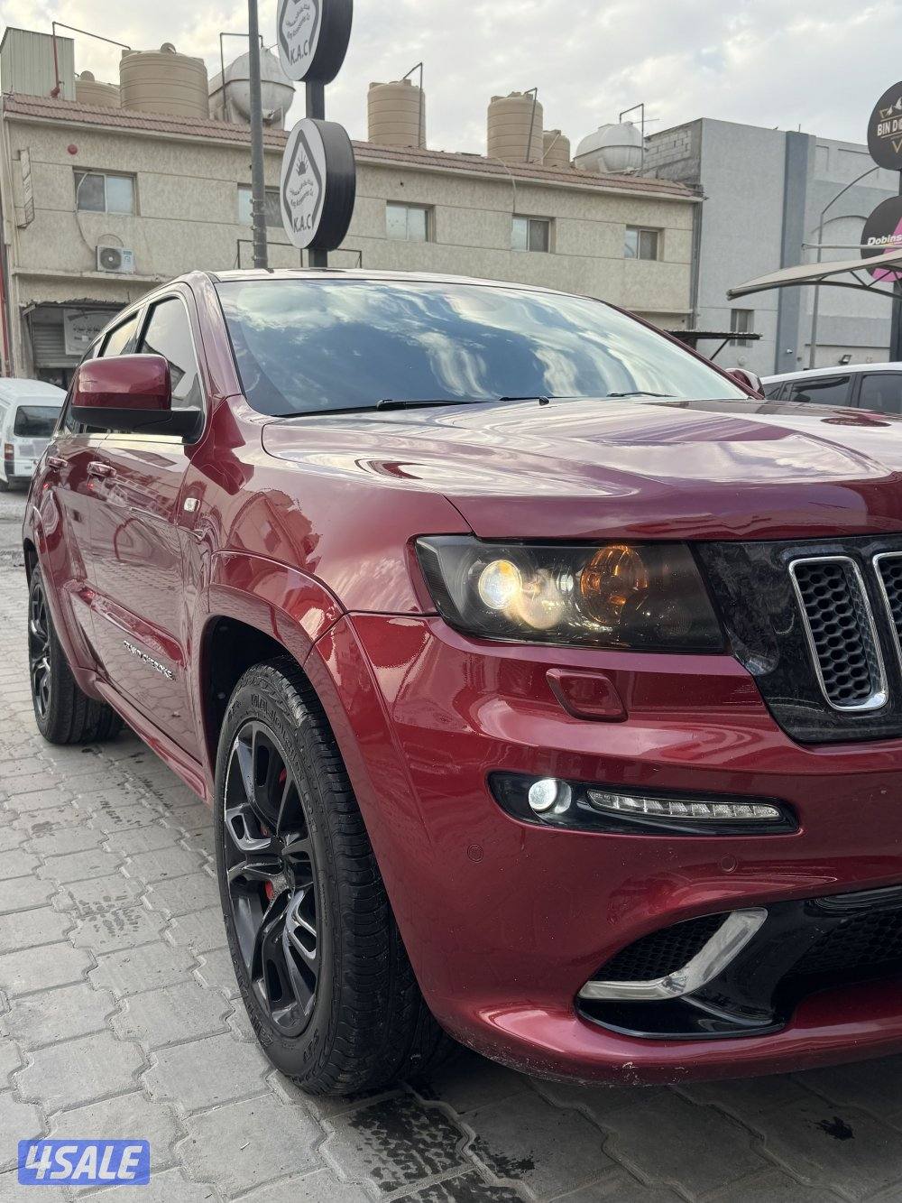 للبيع جراند شيروكي SRT88