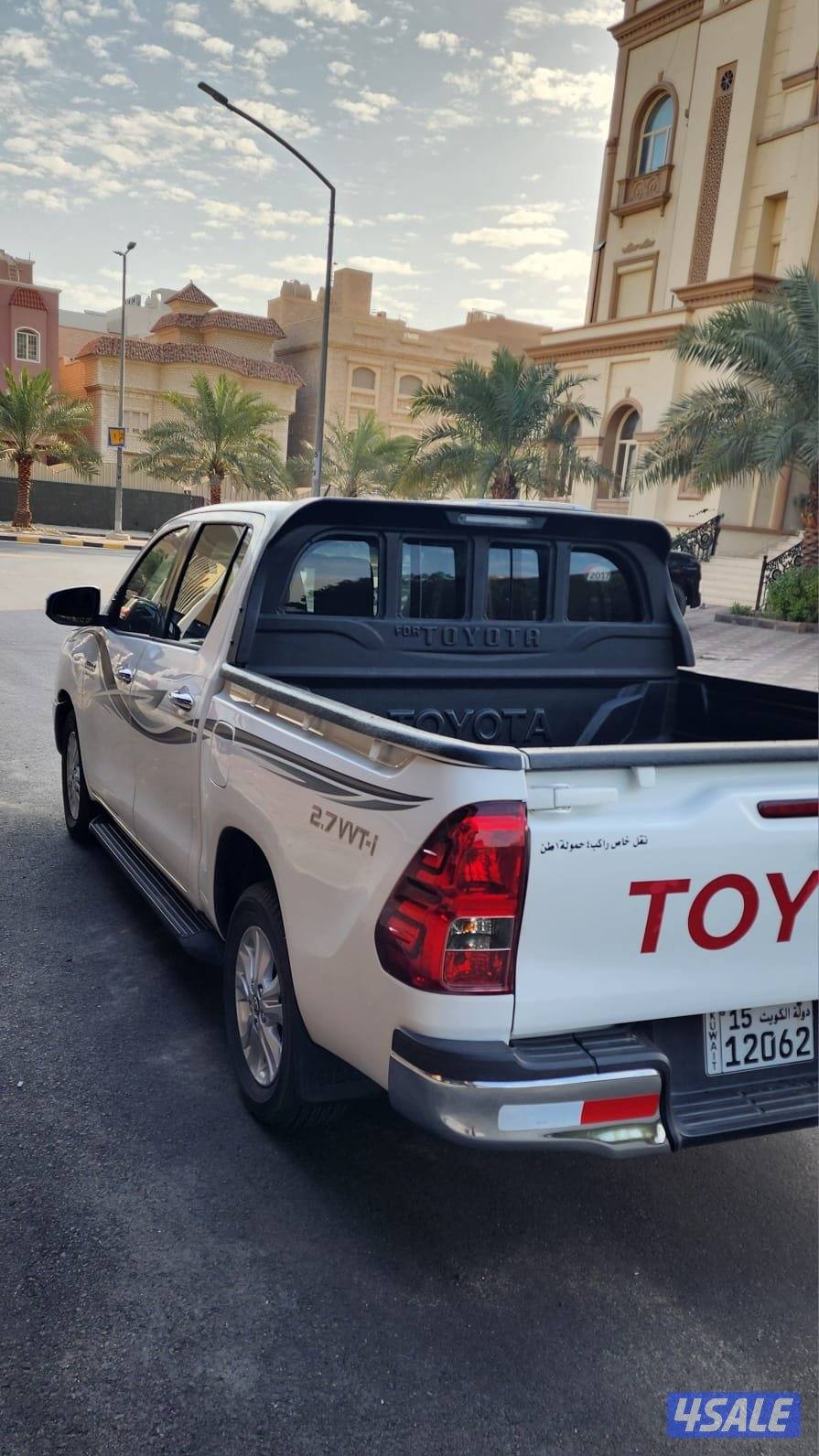 وانيت تويوتا هايلكس موديل 2017 اتوماتيك شرط الفحص عداد 932