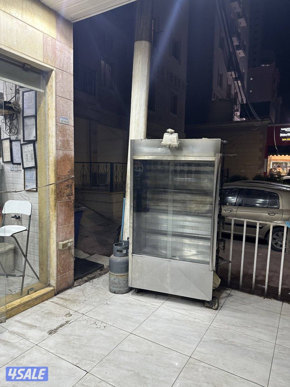 مطعم مشويات وفطاير وبسطه المطعم شغال وموقعه ممتاز جدا1