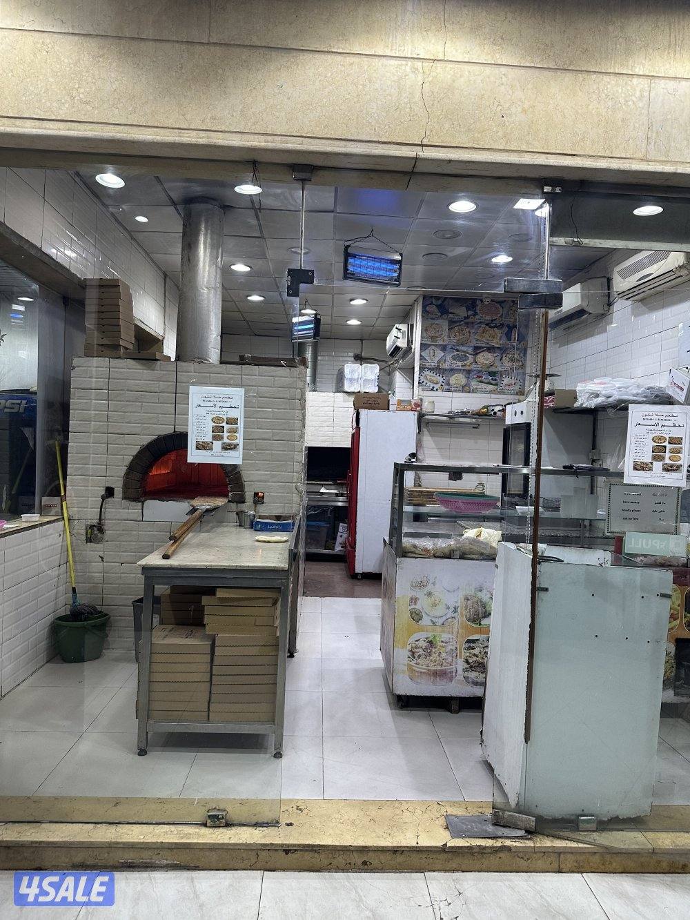 مطعم مشويات وفطاير وبسطه المطعم شغال وموقعه ممتاز جدا4