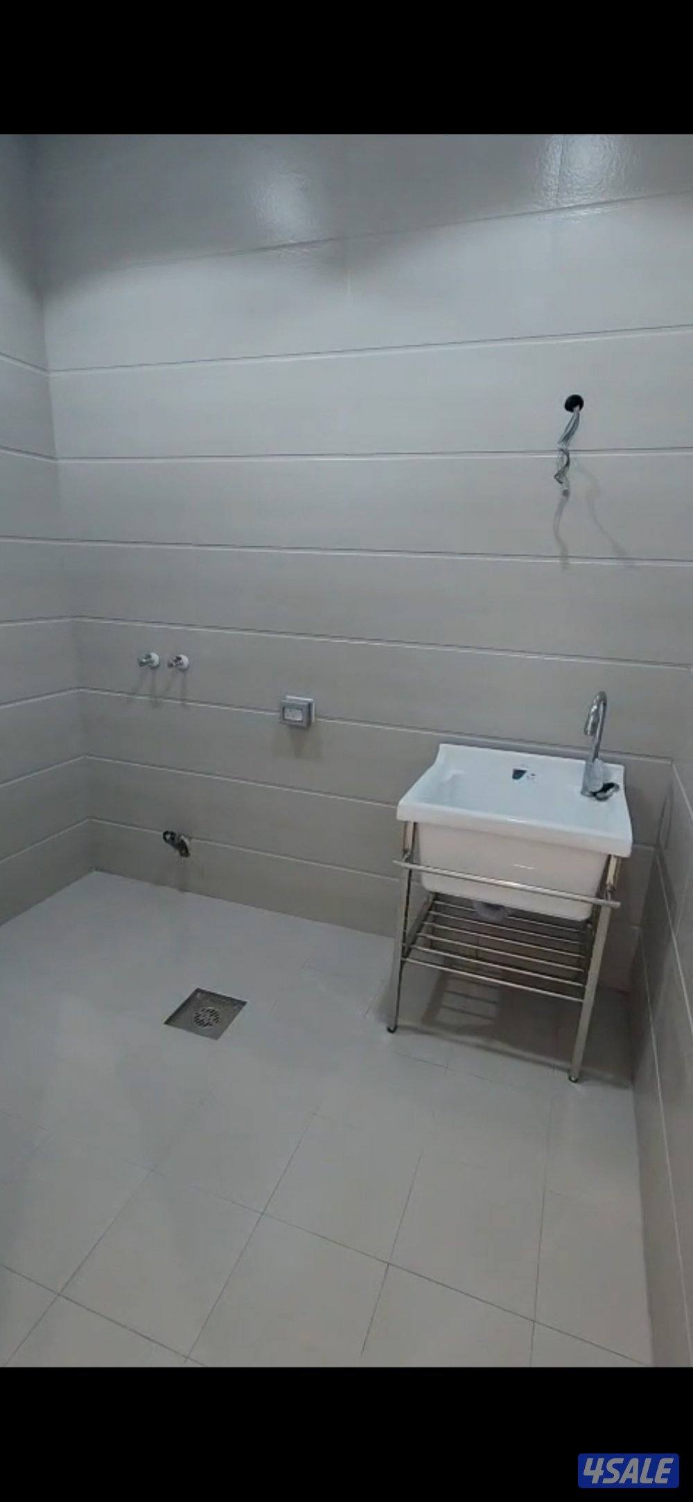 للايجار دور أول في المطلاع N103