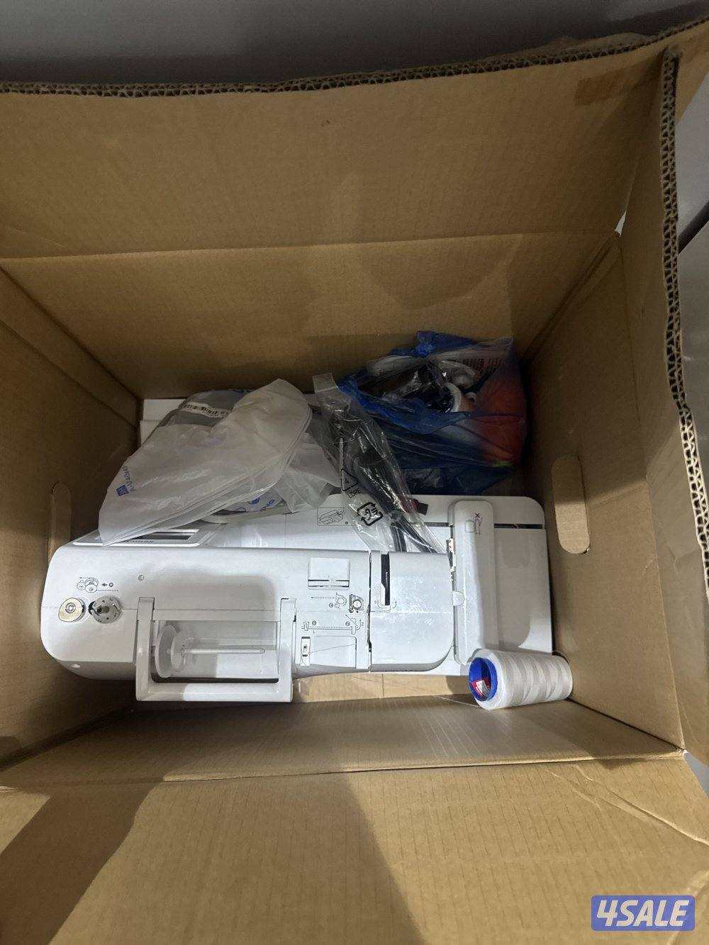 للبيع جهاز خياطة innovis1