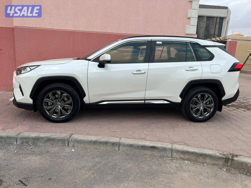 تويوتا راف40