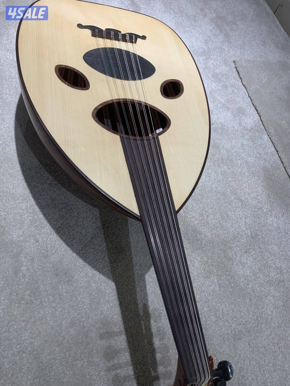 عود للبيع نغم الخليج الظهر خشب الورد الوجه سيسم وعاج  المفاتيح ابانوس1