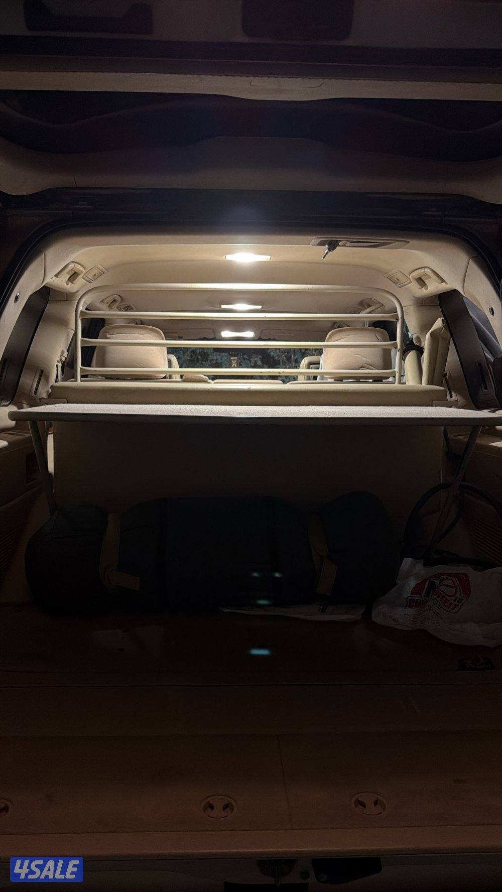 للبيع في اكس ار 5.7 موديل 2012 صبغ الوكاله3