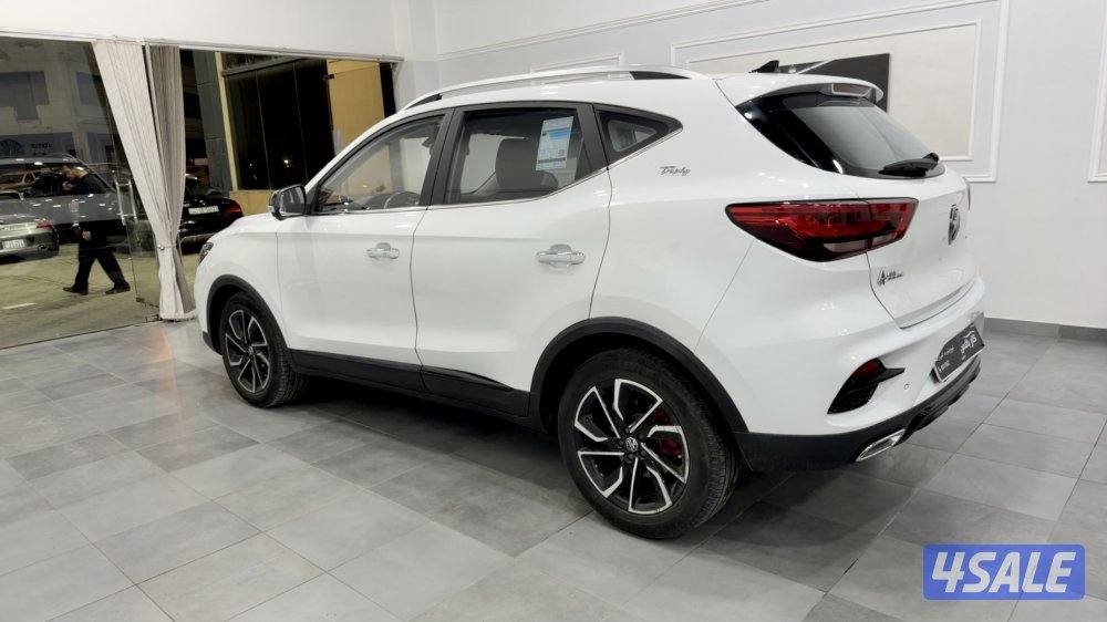2021 MG - ZS6