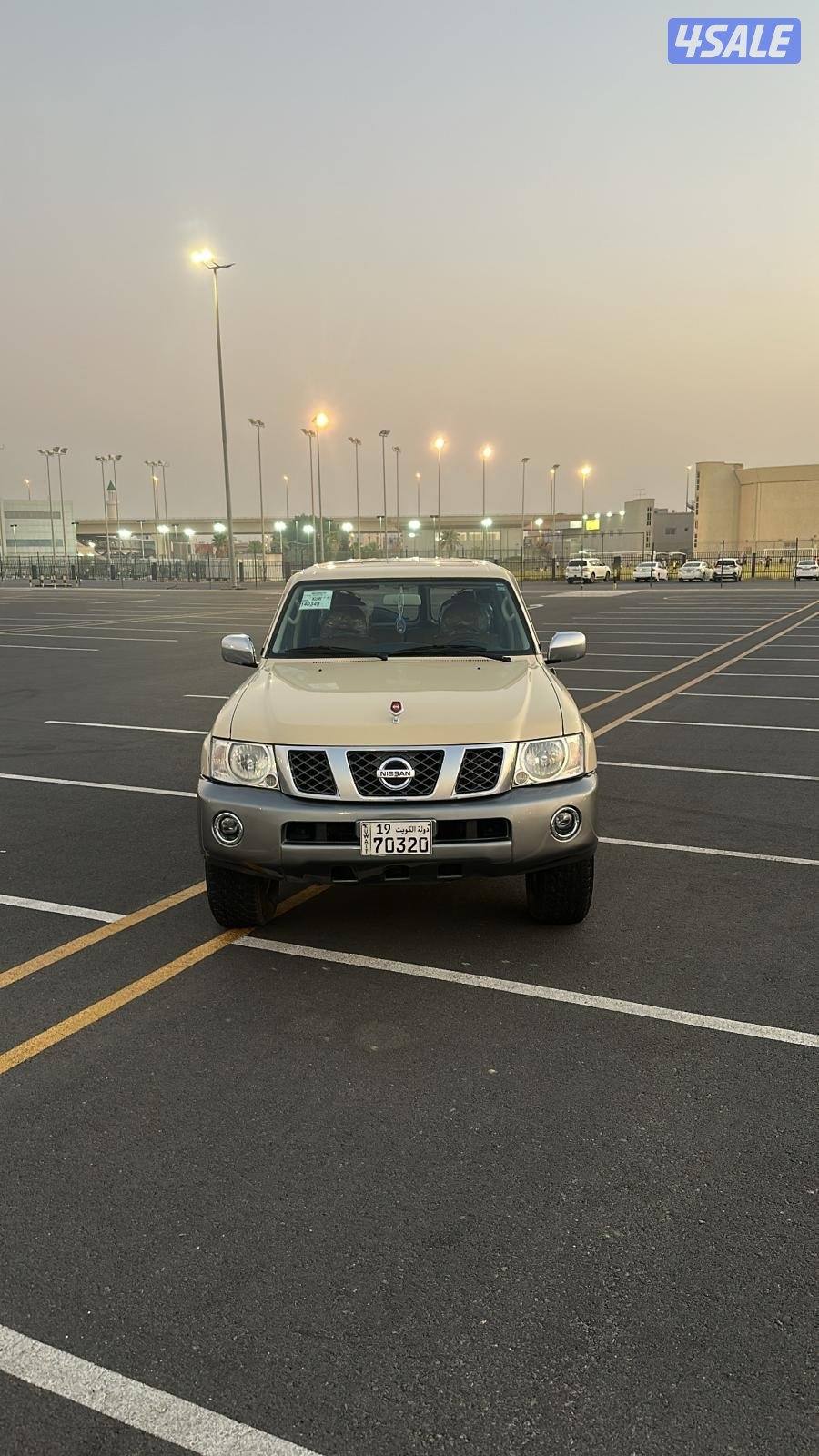 للبيع سفاري او للبدل مع كامري 2018 وفوق1