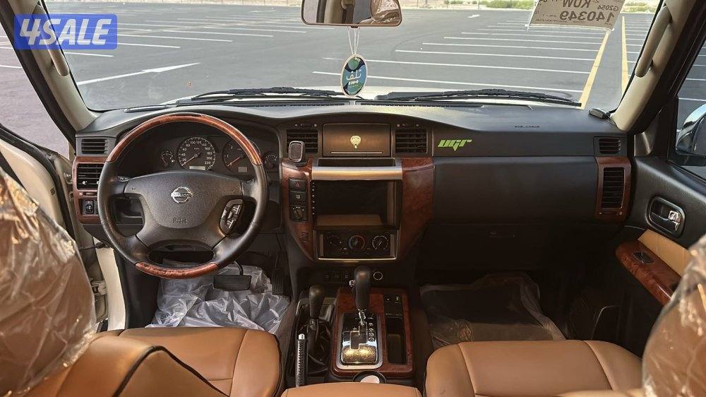 للبيع سفاري او للبدل مع كامري 2018 وفوق6