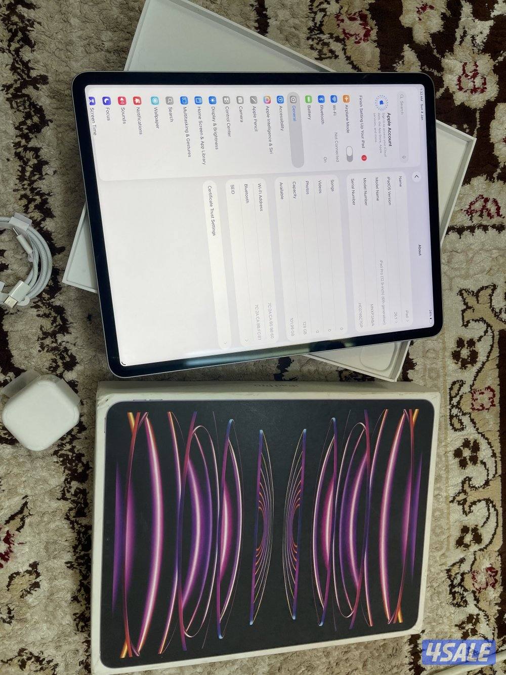 ايباد ابل برو 12.9 انش 128قيقا الجيل السادس m2بطارية 95 مع الاغراض2