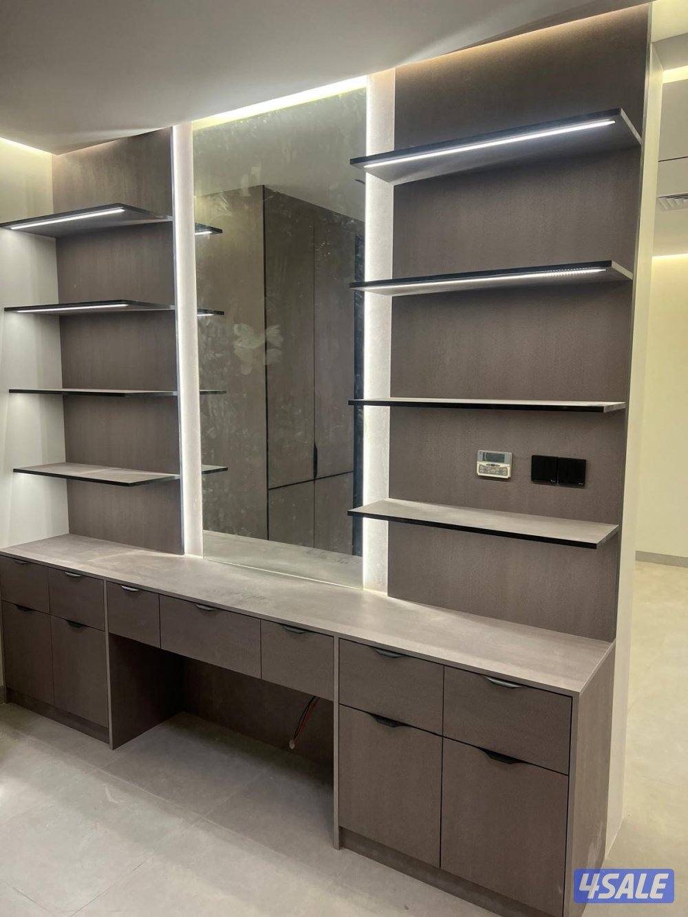 صباغ خشب ونجار صبغ باب كبتات وغرفة نوم0