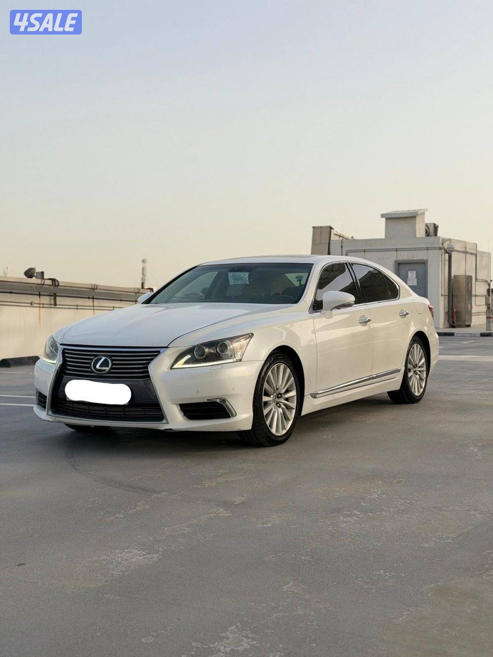 لكزس 2013 / LS460 الساير شرط الفحص السياره بحاله ممتازه0